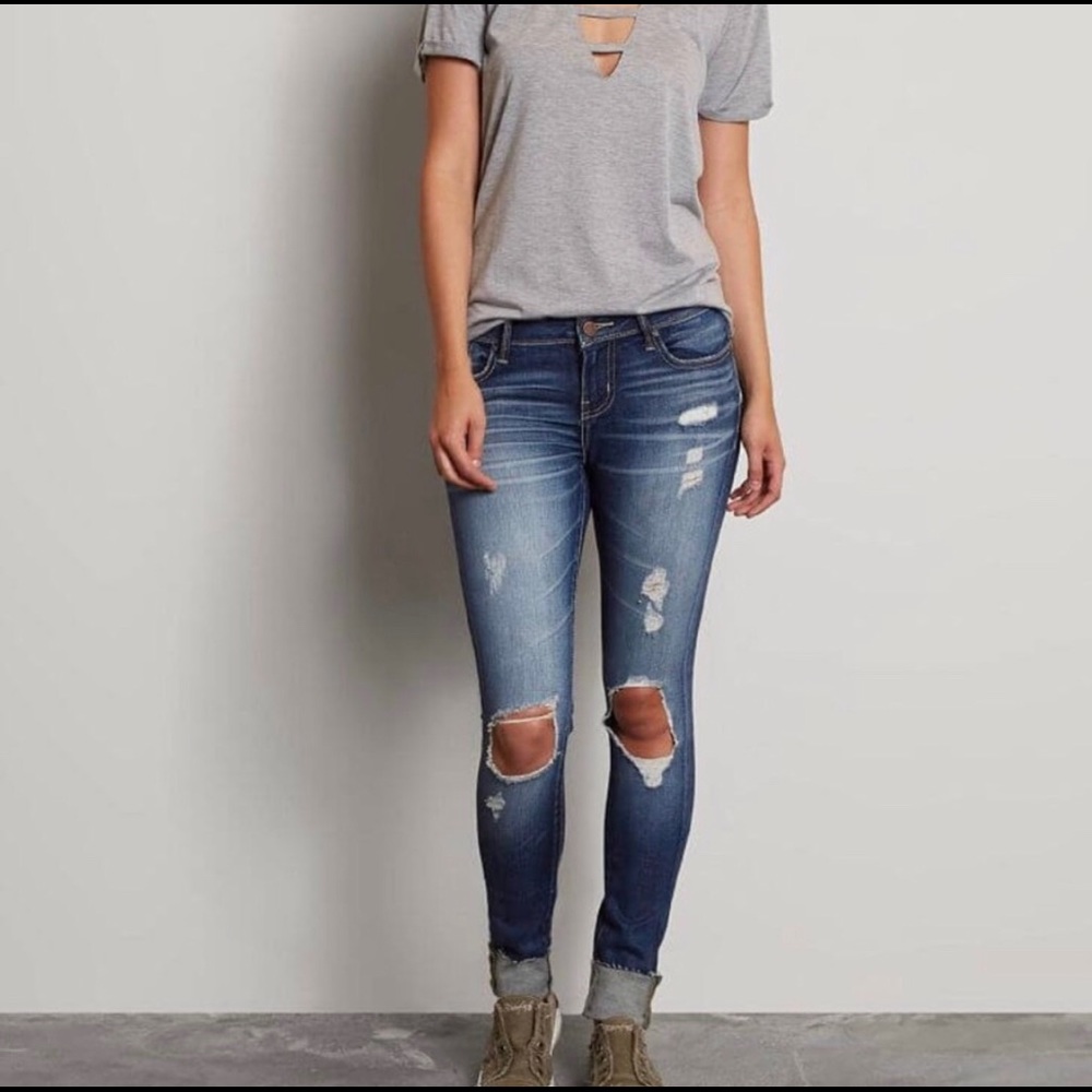 Buckle jeans